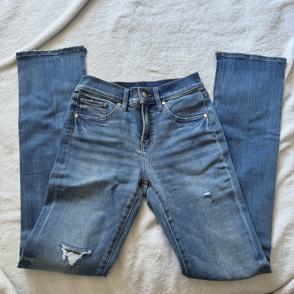 Express - Picture 2 of 3